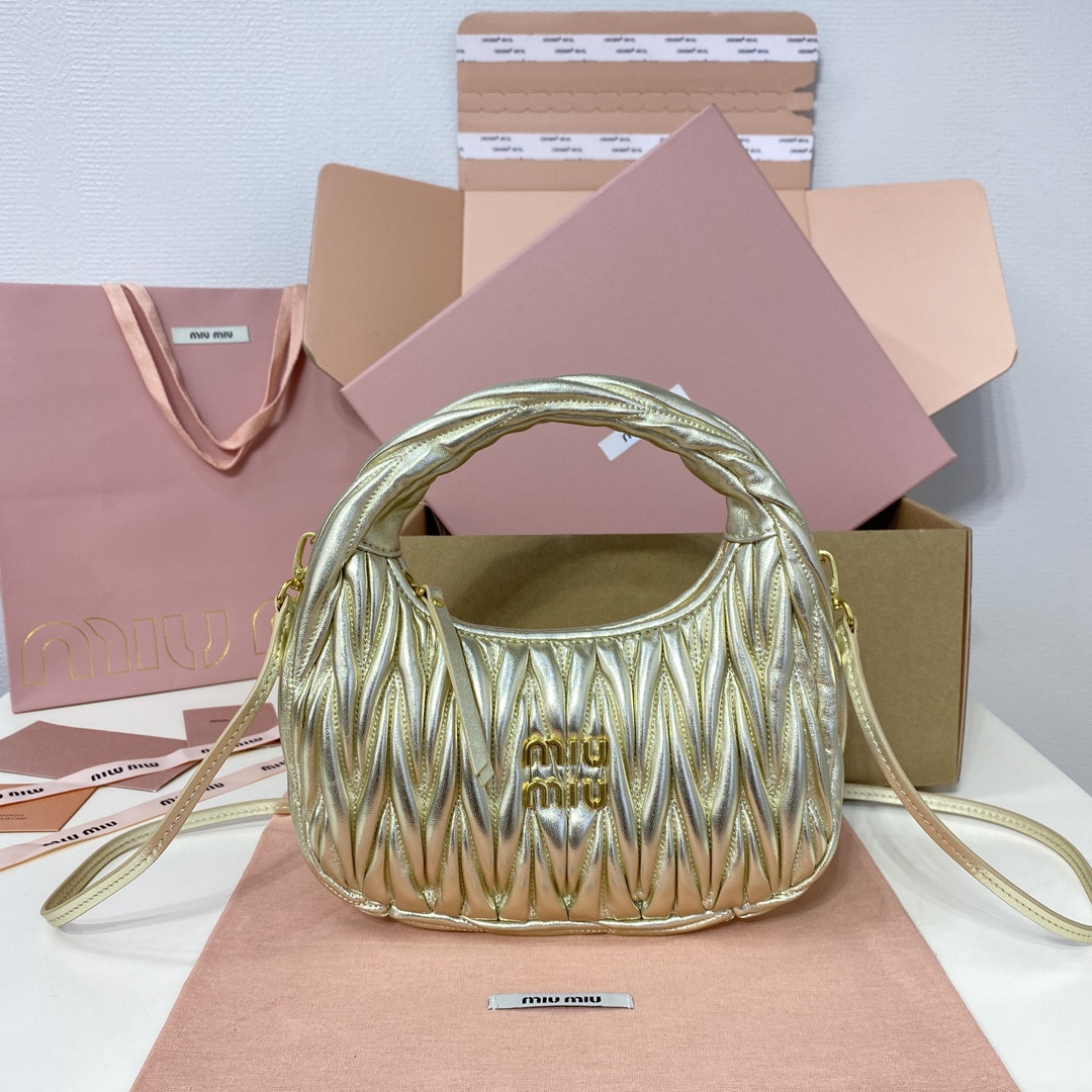 Miu Miu Wander matelassé nappa leather hobo bag 17x20x6cm