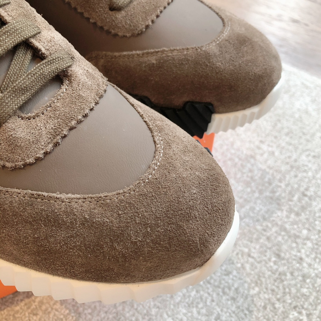 UA Hermès Bouncing Sneaker