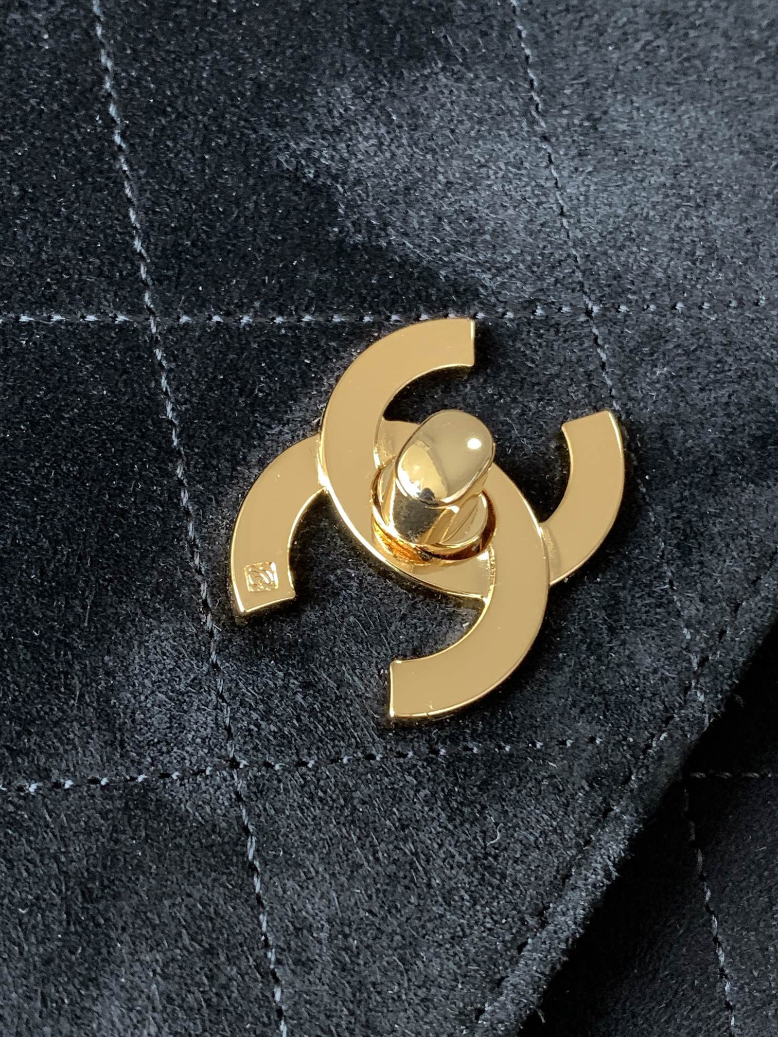 Ch*el vintage bag 28x12.5x24cm