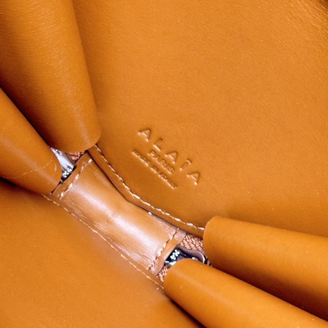 ALAÏA Le Coeur Heart Bag 18.5x20.5x5cm