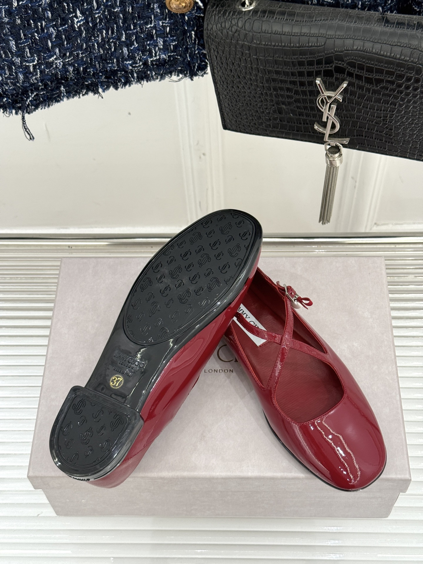 ua Ji*y Ch* eleri ballet flats